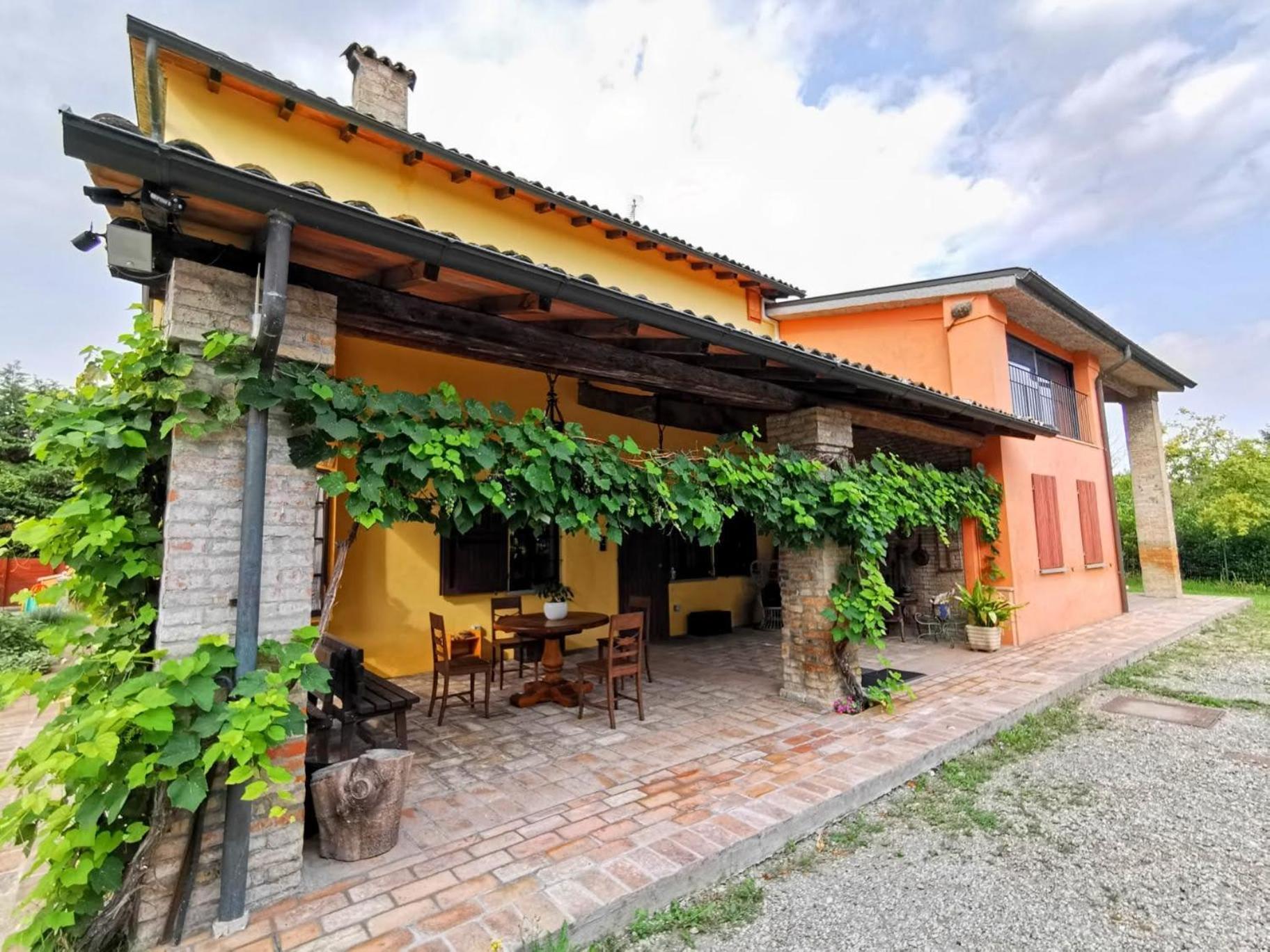 Bed and Breakfast R&B Albero Cavo Parma Exterior foto